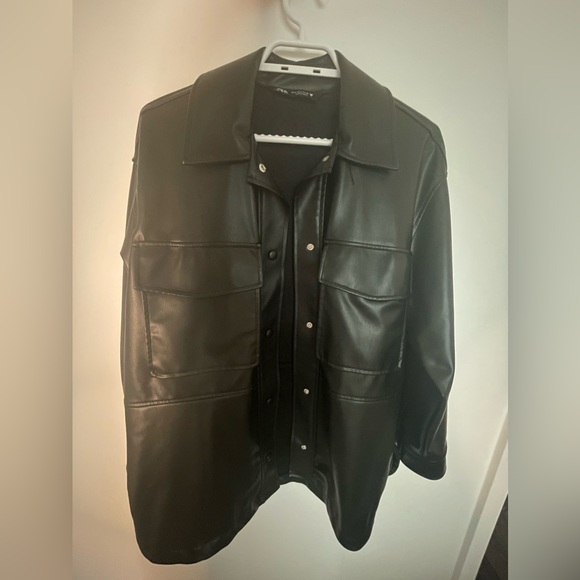 Vegan leather shacket - Picture 3 of 9